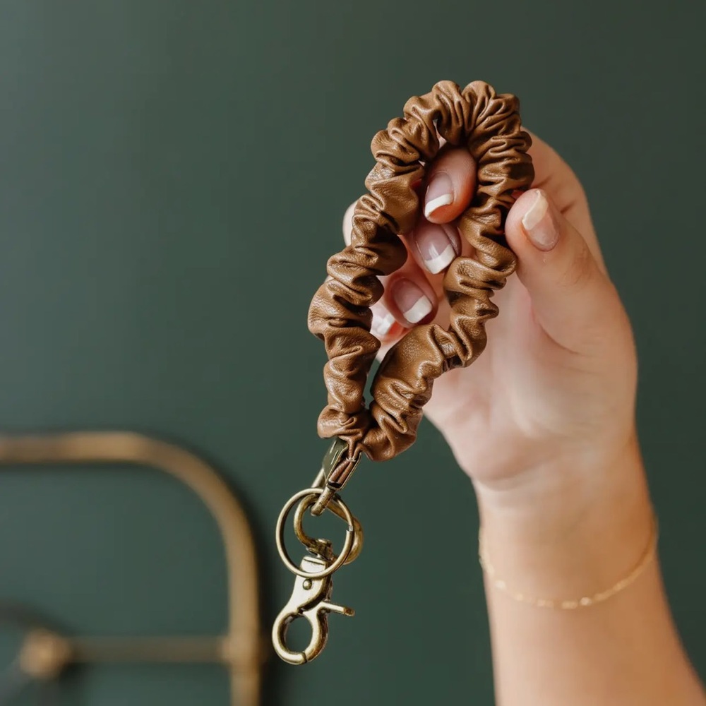 Brown Leather Keychain Bracelet NWT